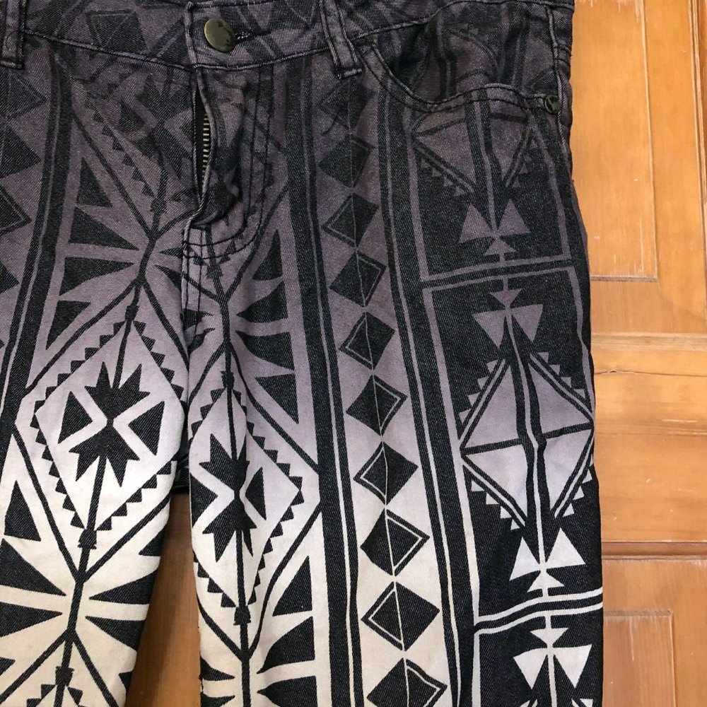 Geometric Pants - Picture 2 of 3